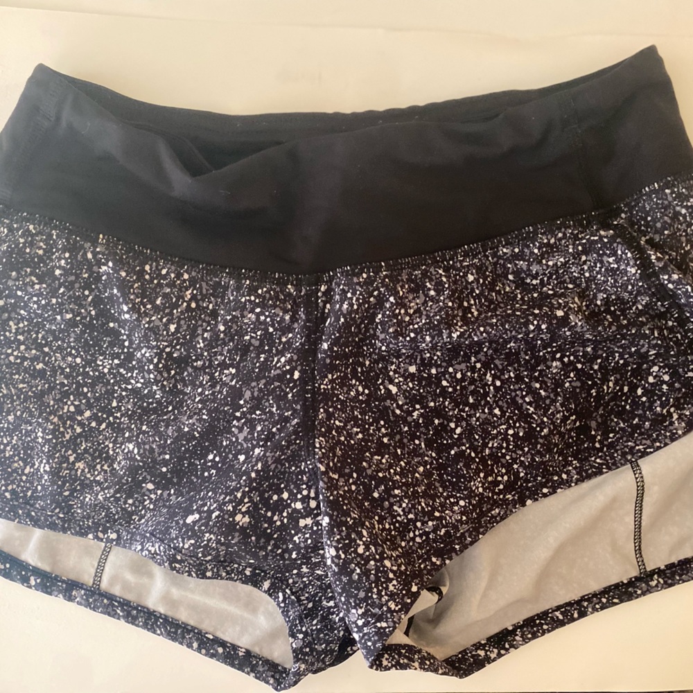 Lululemon Athletica, Speed-up Shorts, Speckled, Size 2